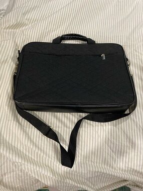 Buxton Black Quilted Laptop Bag with Detachable Strap